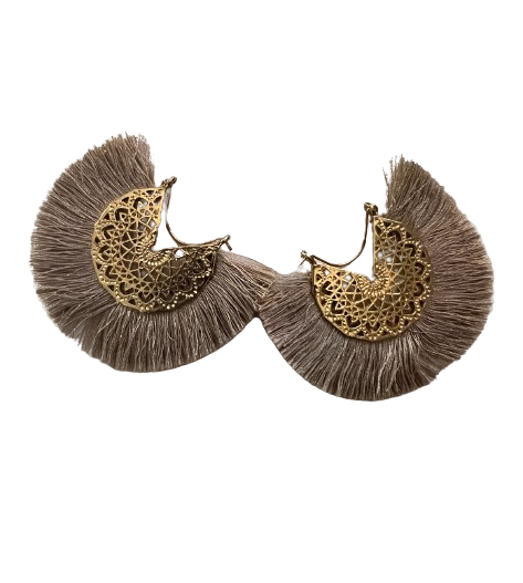 Fashionable Color Earrings